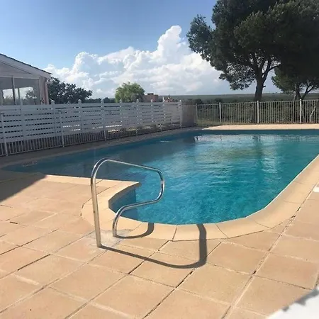 Charmante T2 Mezzanine Avec Piscine Et Parking, A 15 Min De La - 5 Pers. - Fr-1-795-35 *